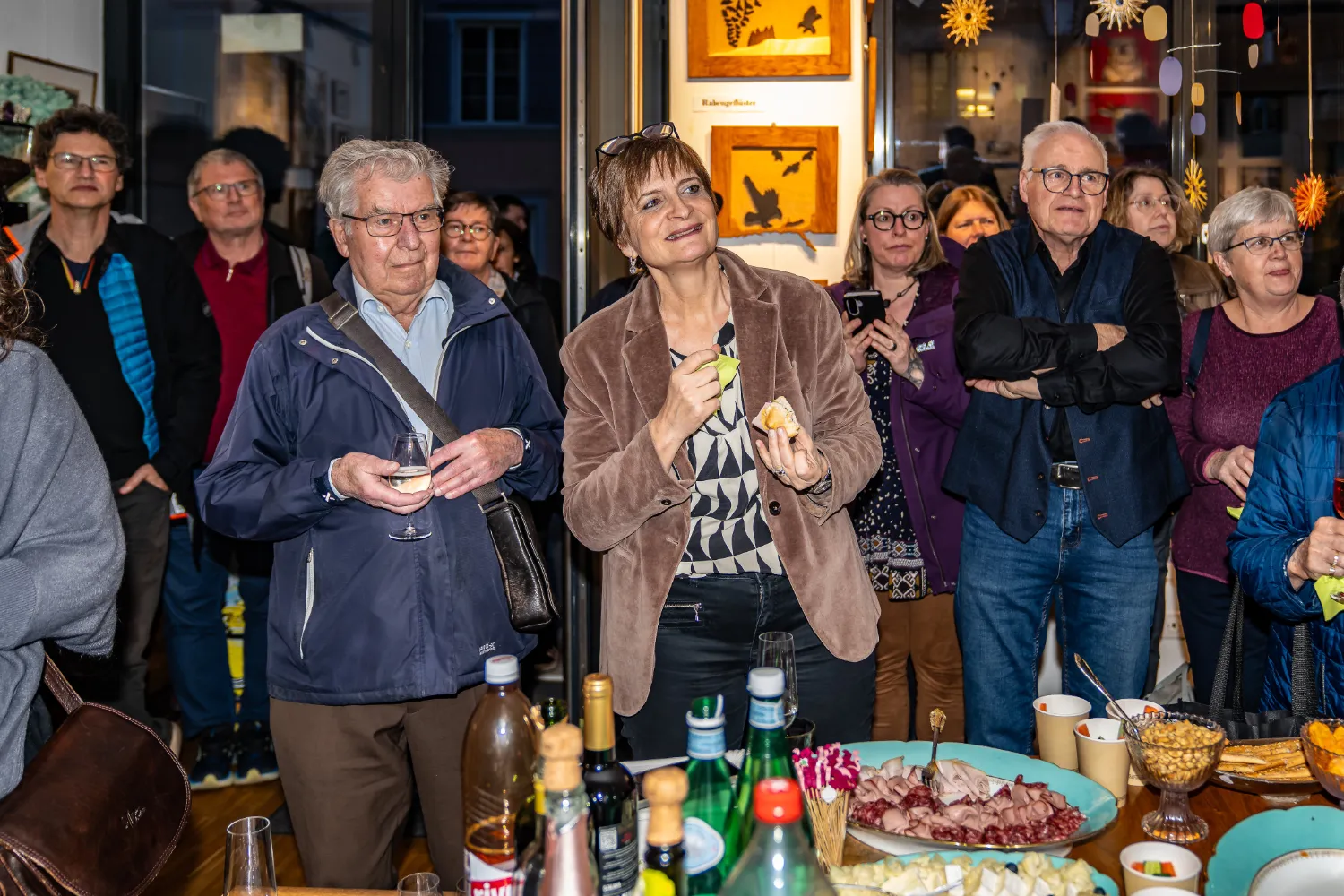 Kunstwerke, Künstler aus der Ausstellung „Parkinson und Pinselstrich“ in Baden (Aargau) – Bilder von Parkinson-Betroffenen