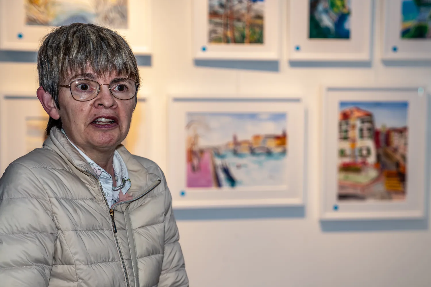 Kunstwerke, Künstler aus der Ausstellung „Parkinson und Pinselstrich“ in Baden (Aargau) – Bilder von Parkinson-Betroffenen